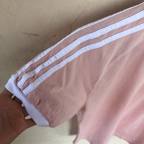 SOLD Adidas T-shirt - Picture 4 of 6